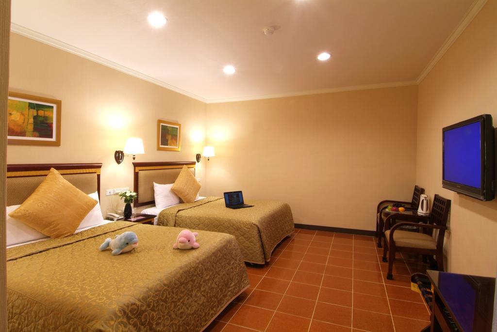 Puti Commercial Hotel Longtan Esterno foto