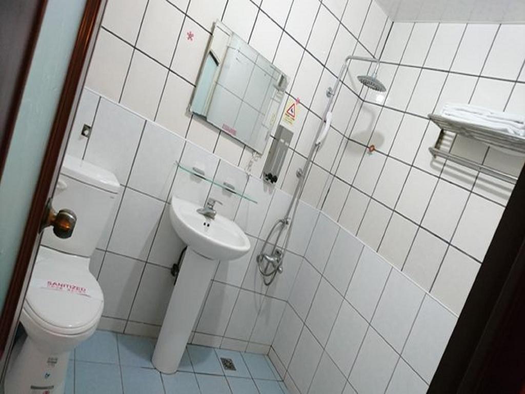 Puti Commercial Hotel Longtan Esterno foto